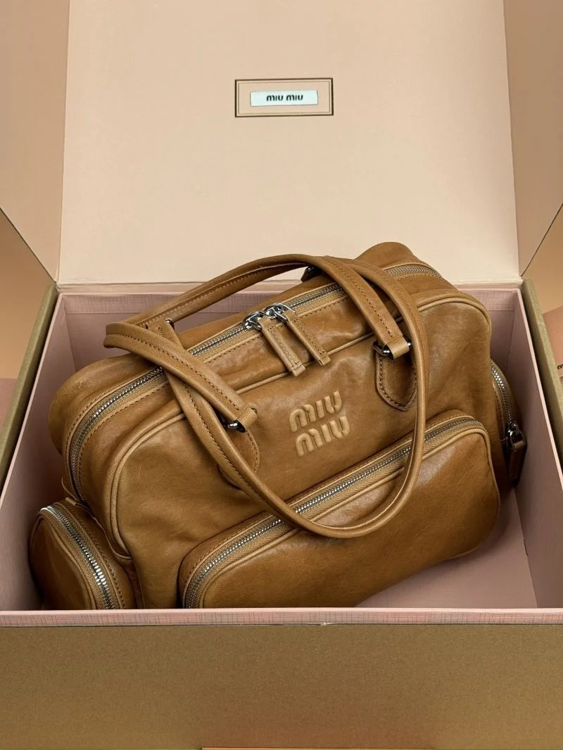 Miu Miu Top Handle Bags WellDesigned 55874