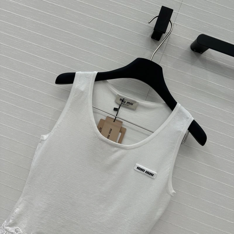 Miu Miu Vest MoistureWicking 150978