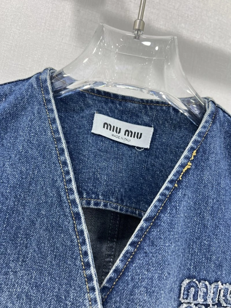 Comfortable Miu Miu Vest 150977