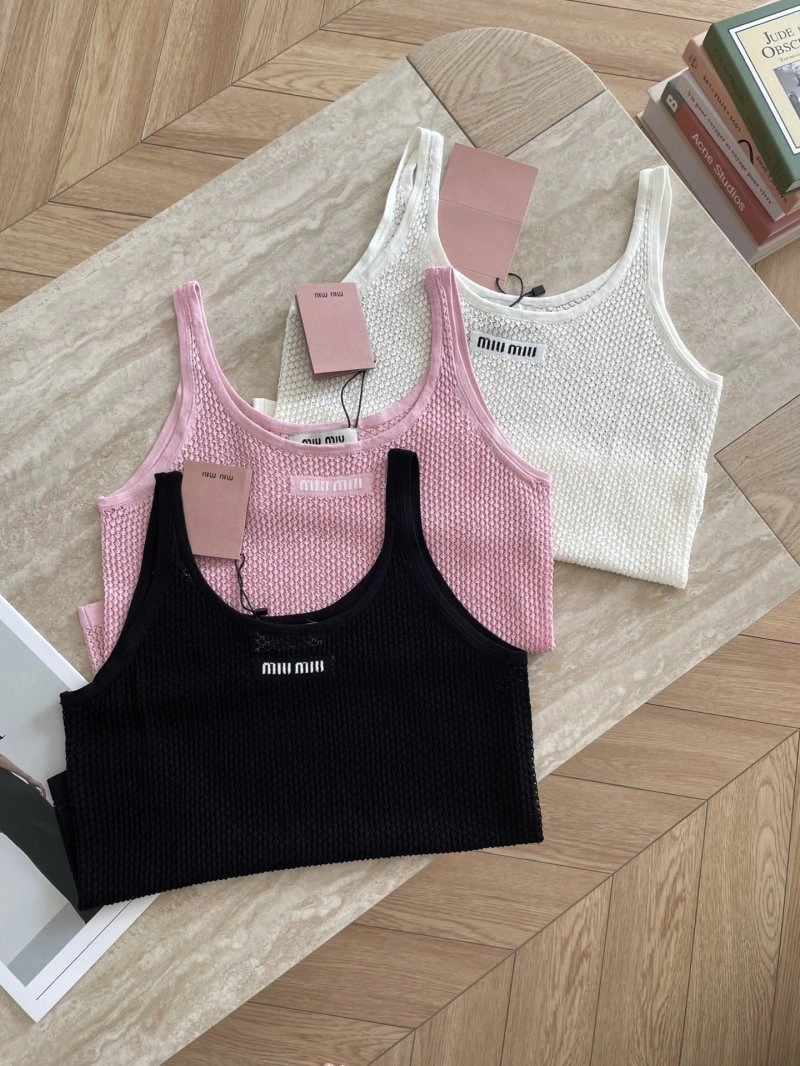 Miu Miu Vest Sleek 150975