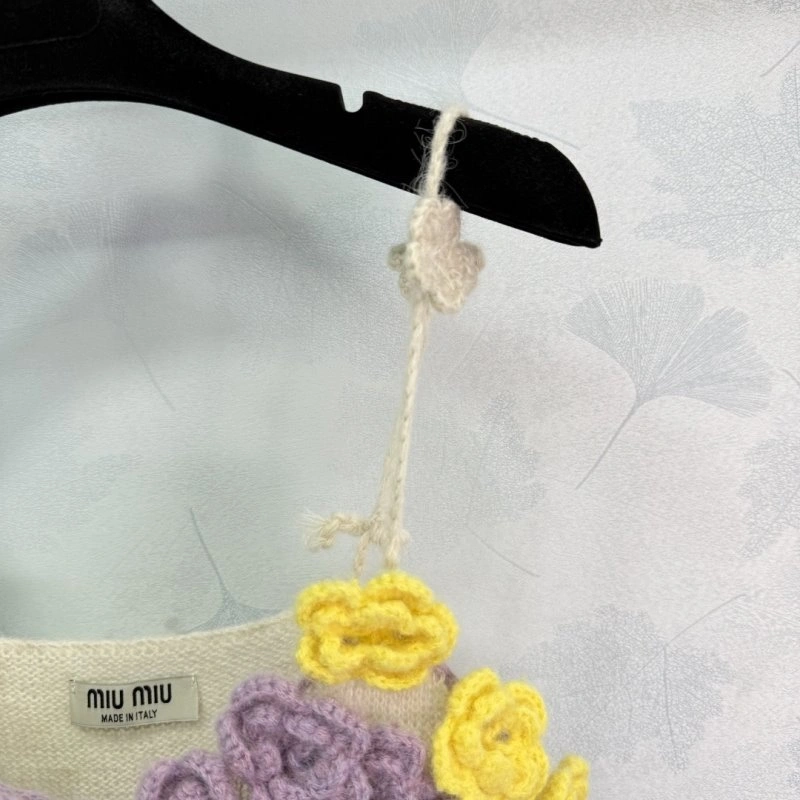 Miu Miu Vest Fashionable 150973
