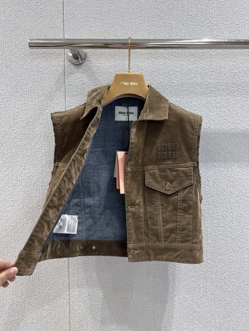 Seasonal Miu Miu Vest 150968