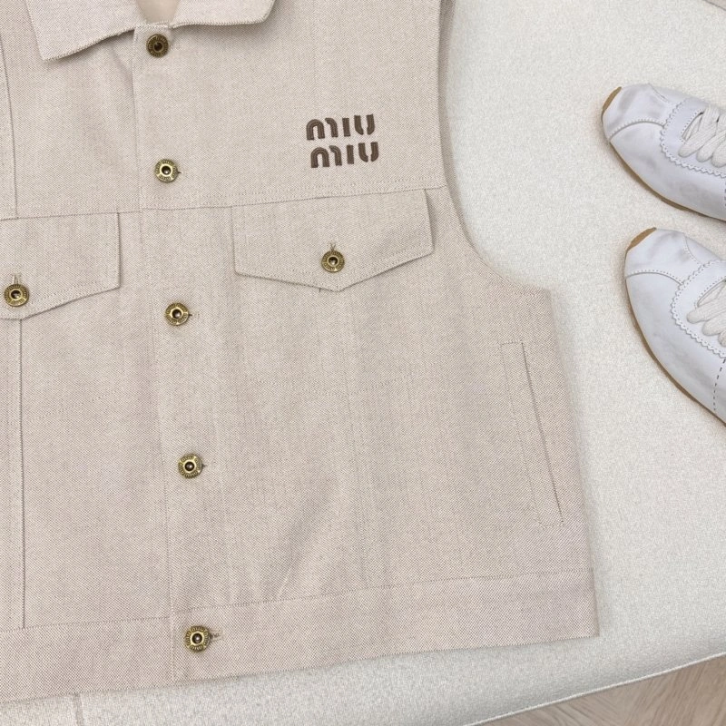 Modern Miu Miu Vest 150965