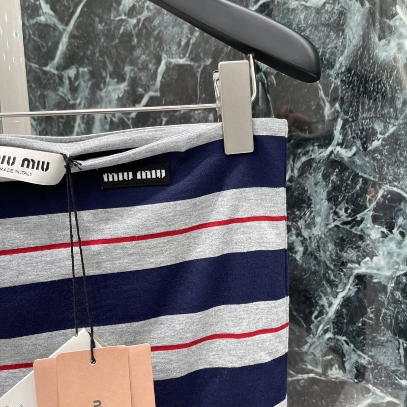Miu Miu Vest Youthful 150955