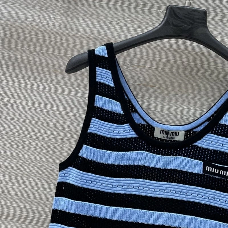 Miu Miu Vest Breathable 150953