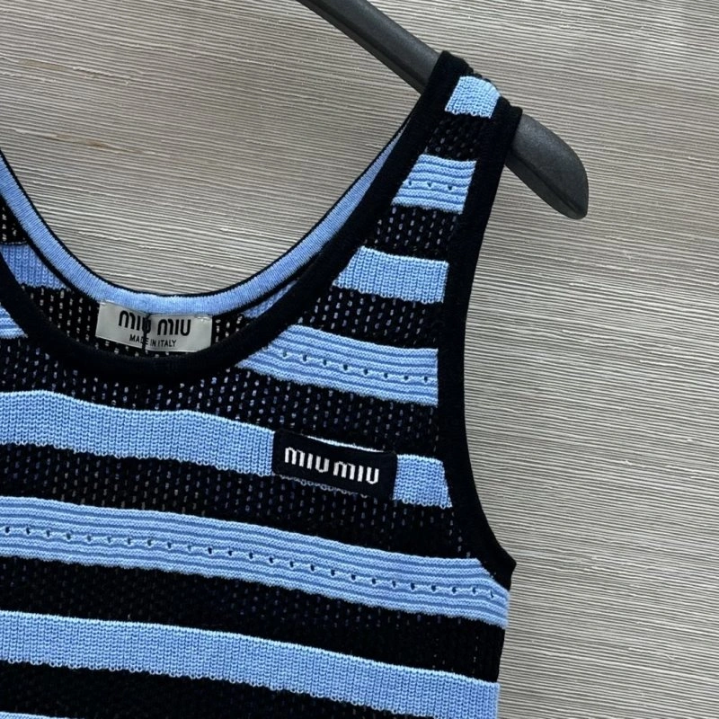 Miu Miu Vest Breathable 150953