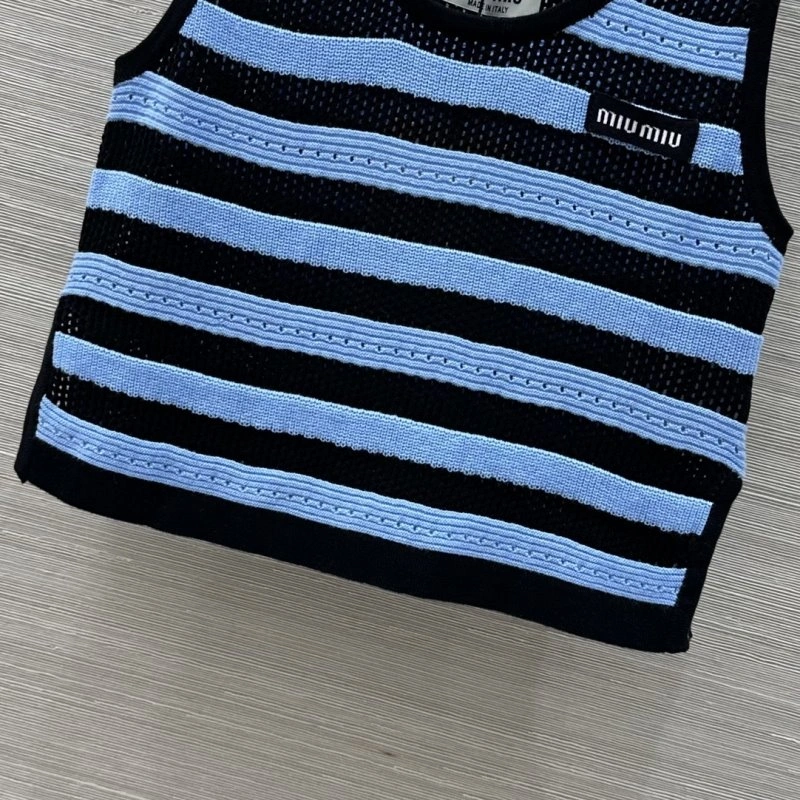 Miu Miu Vest Breathable 150953