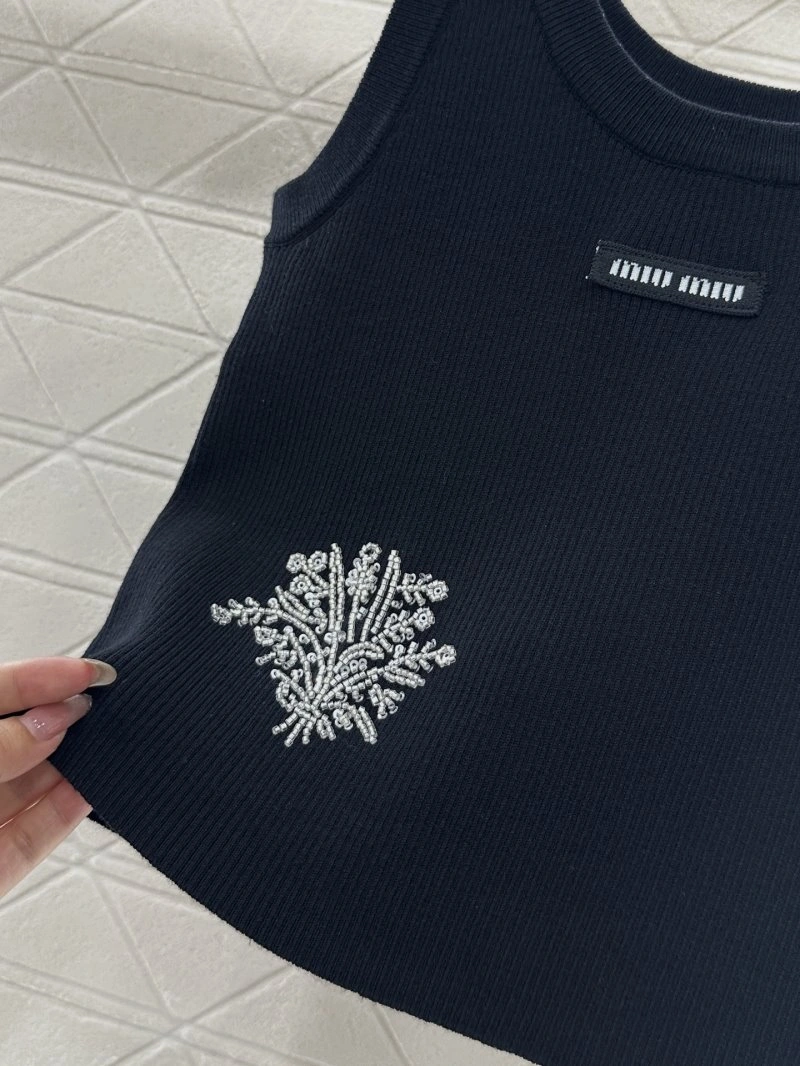Miu Miu Vest Effortless 150957