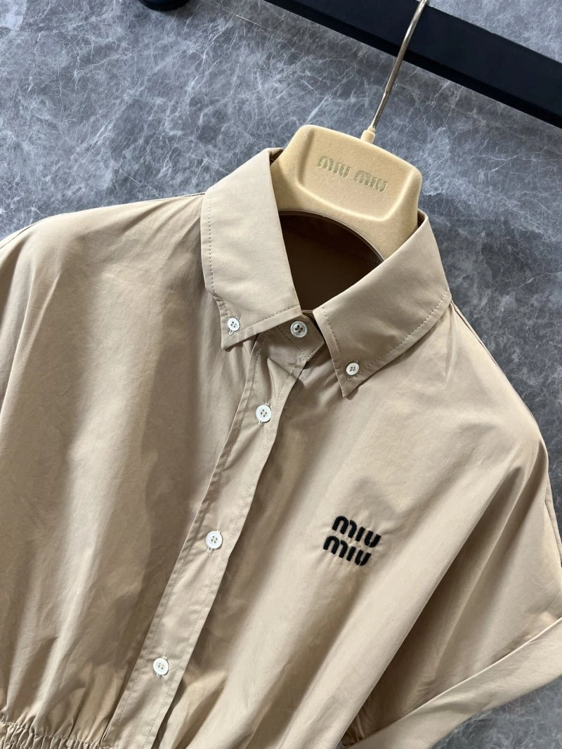 Miu Miu Vest Timeless 150954