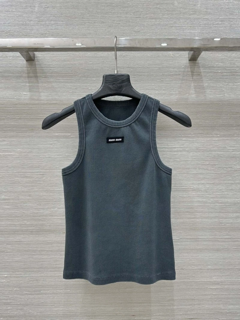 Miu Miu Vest Seasonal 150939