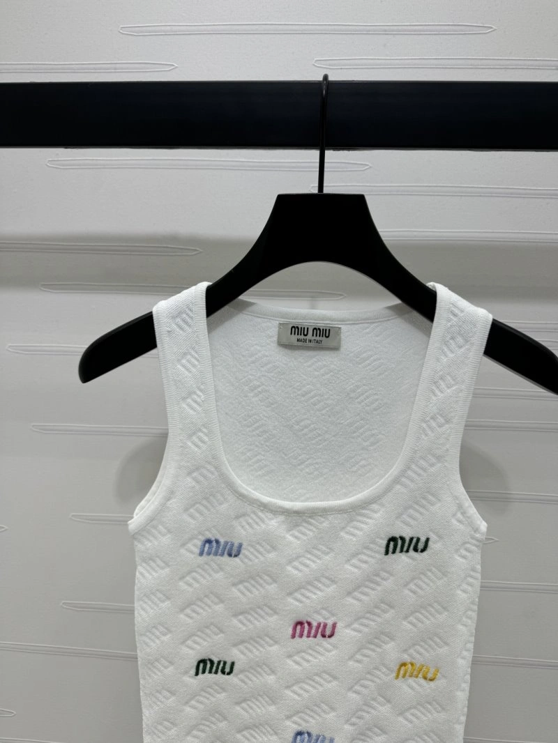 Miu Miu Vest Effortless 156051
