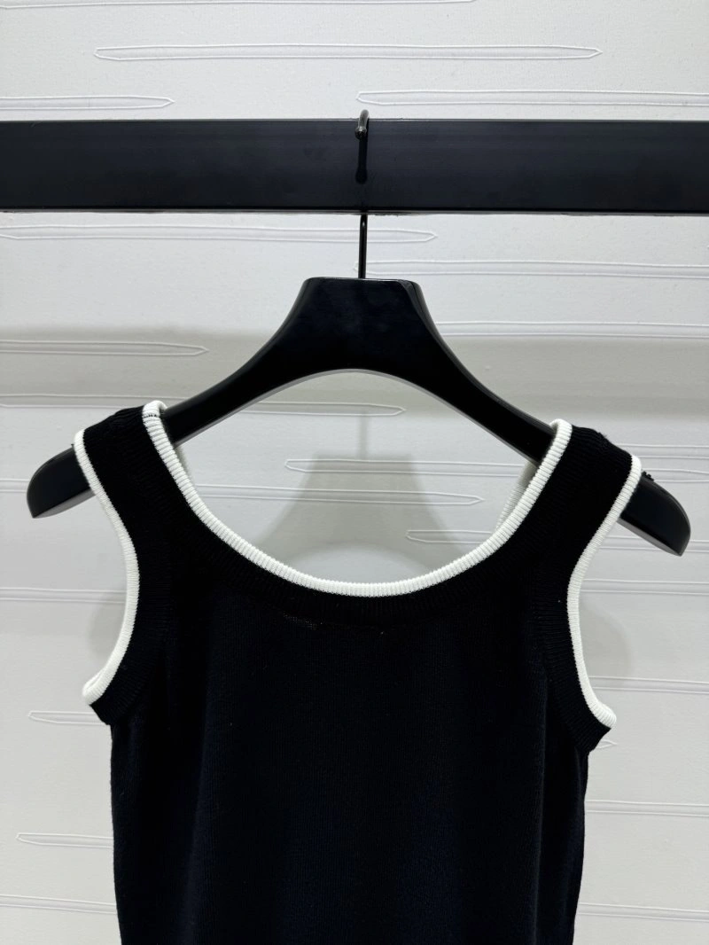 Elegant Miu Miu Vest 156043