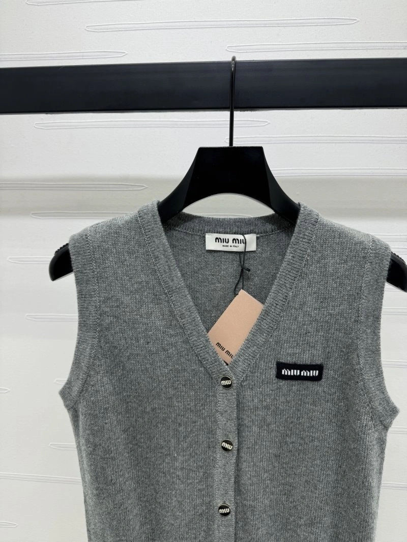 Compact Miu Miu Vest 156038