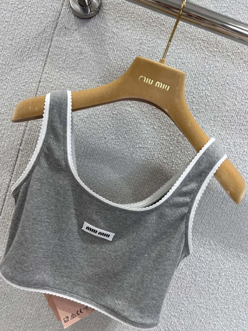 Miu Miu Vest Neat 156115