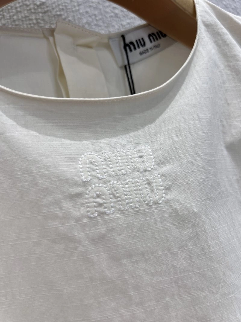 Miu Miu Vest Youthful 156032