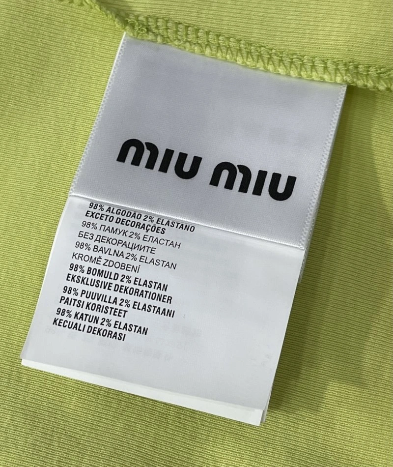 Miu Miu Vest Classic 156025