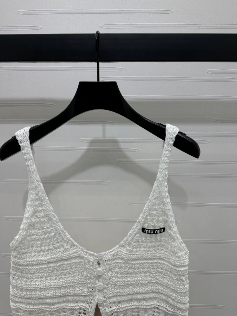 Miu Miu Vest Comfortable 156022