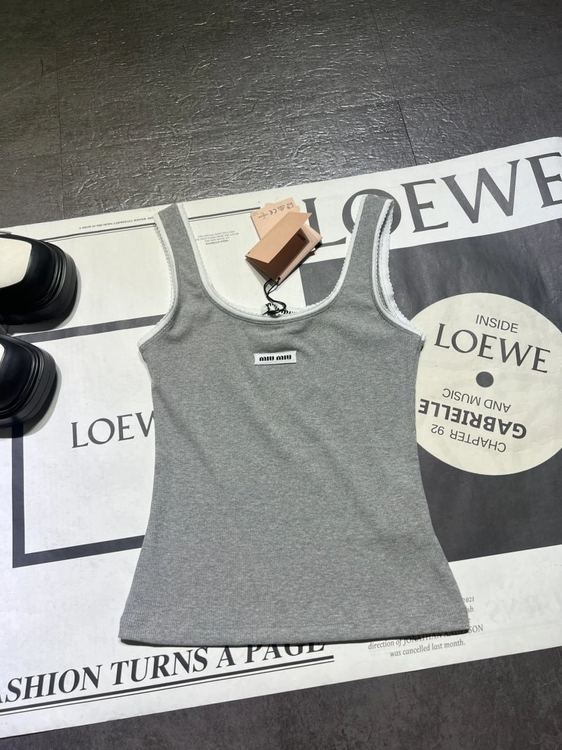 Miu Miu Vest TimelessDesign 156021