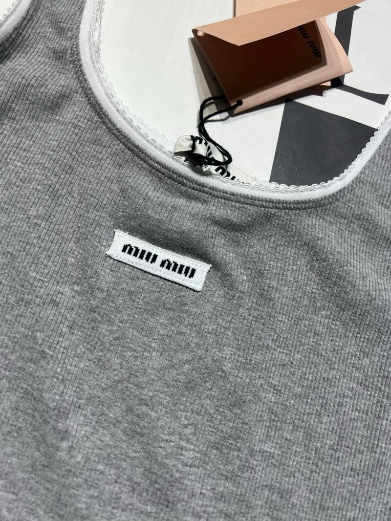Miu Miu Vest TimelessDesign 156021