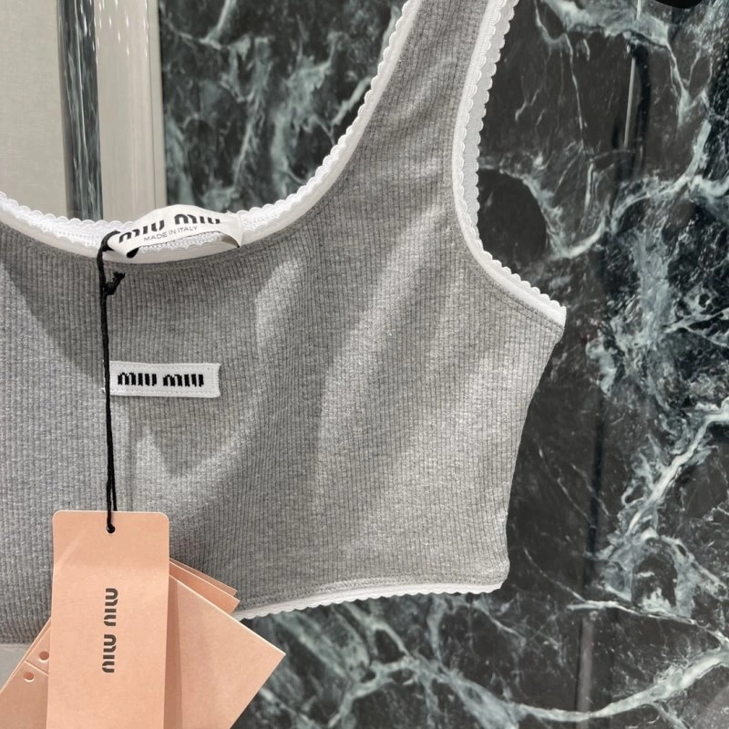 Miu Miu Vest TimelessDesign 156007