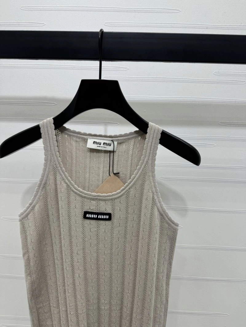 Miu Miu Vest Trendy 156027