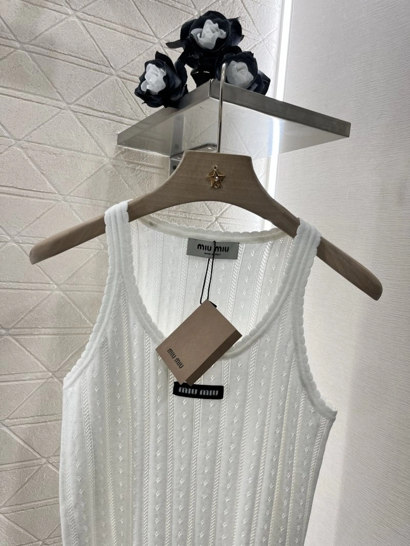 Miu Miu Vest FlexibleFit 156029