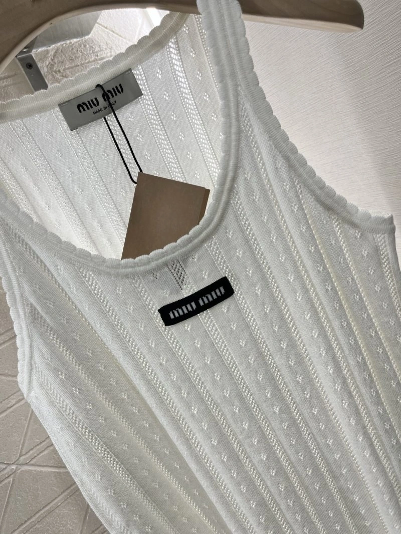 Miu Miu Vest FlexibleFit 156029