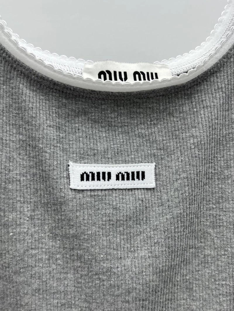 ComfortFit Miu Miu Vest 156012
