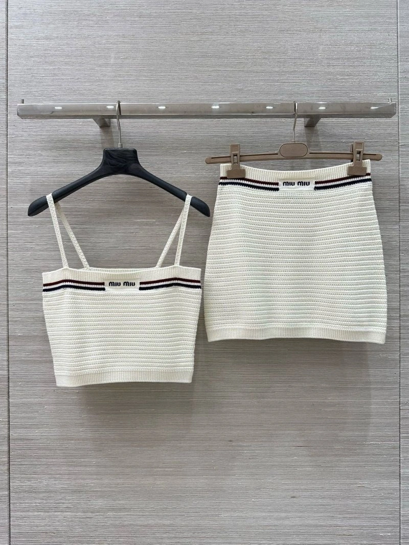 Efficient Miu Miu Vest 156002