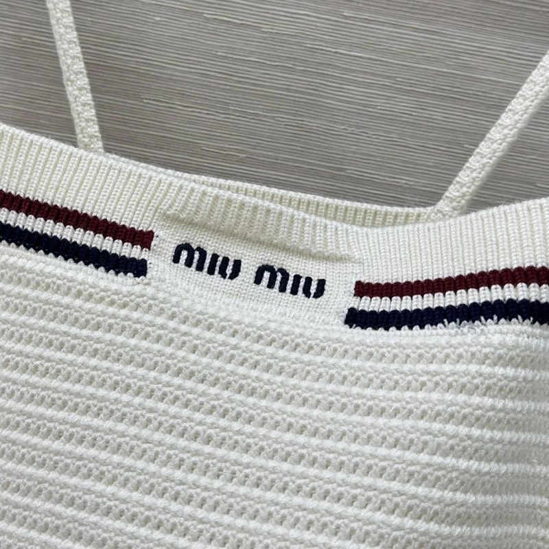 Efficient Miu Miu Vest 156002