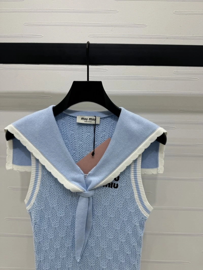 Miu Miu Vest Lightweight 155991