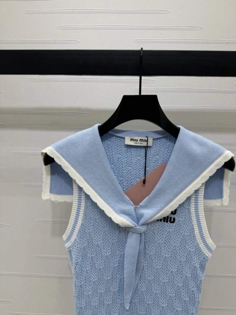 Miu Miu Vest Lightweight 155991