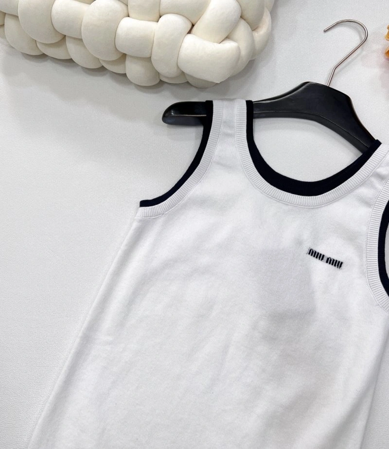 Miu Miu Vest Breathable 148401