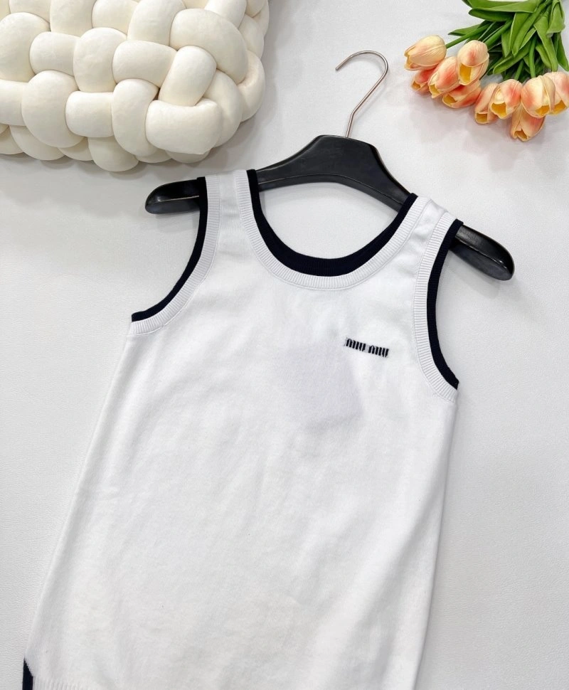 Miu Miu Vest Breathable 148401