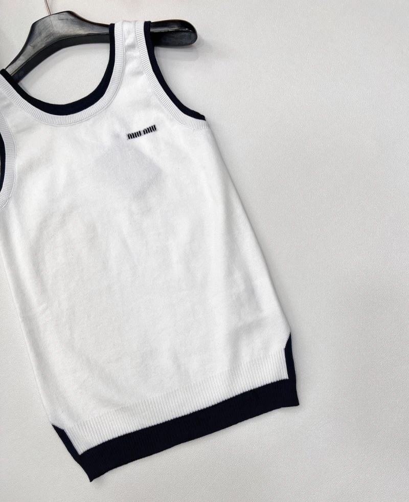 Miu Miu Vest Breathable 148401