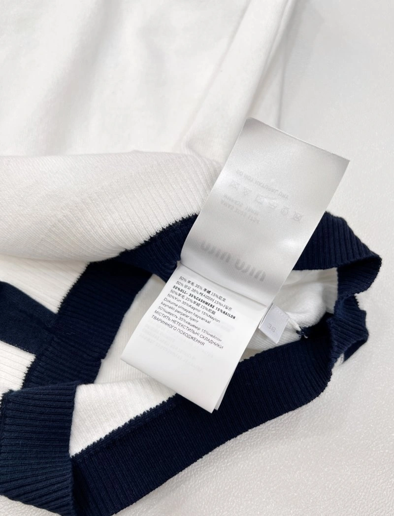 Miu Miu Vest Breathable 148401