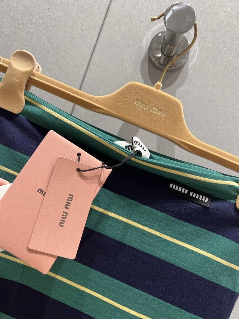 Miu Miu Vest Lightweight 148393
