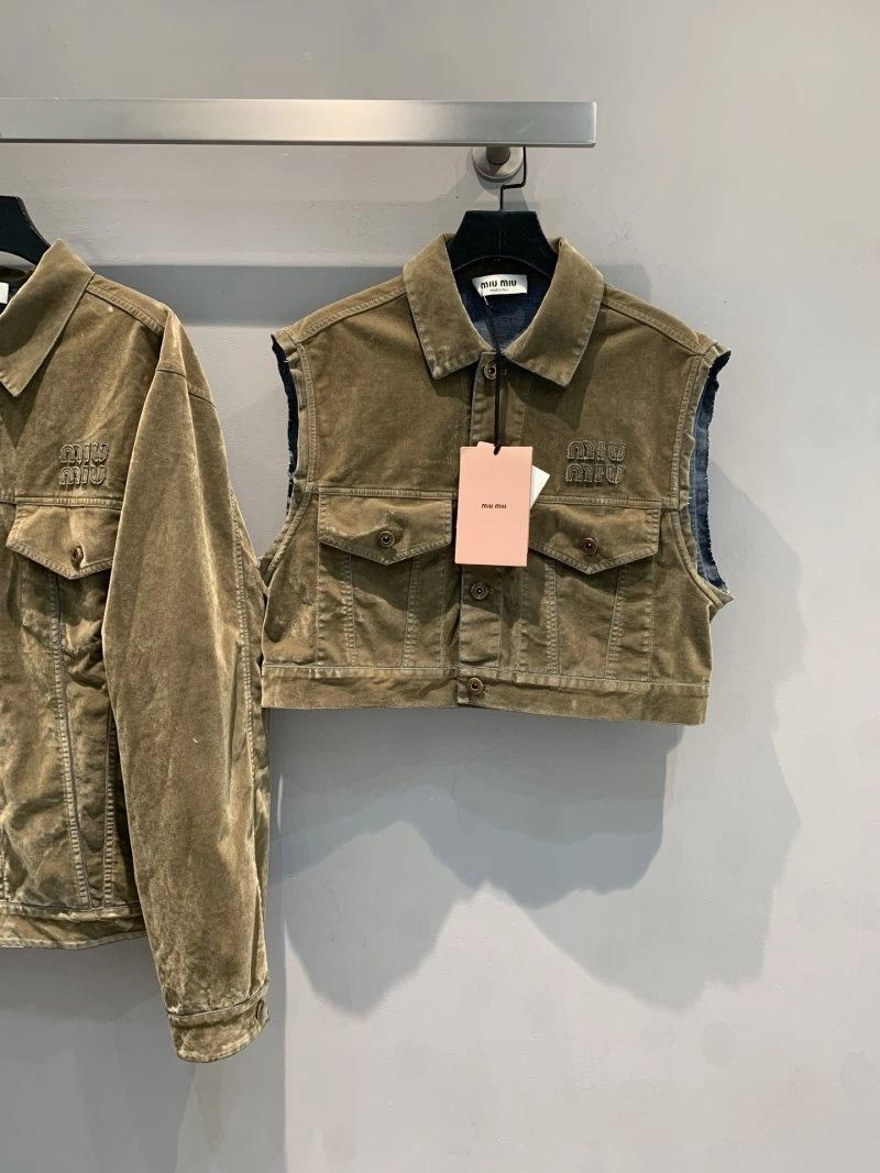 Lightweight Miu Miu Vest 148375