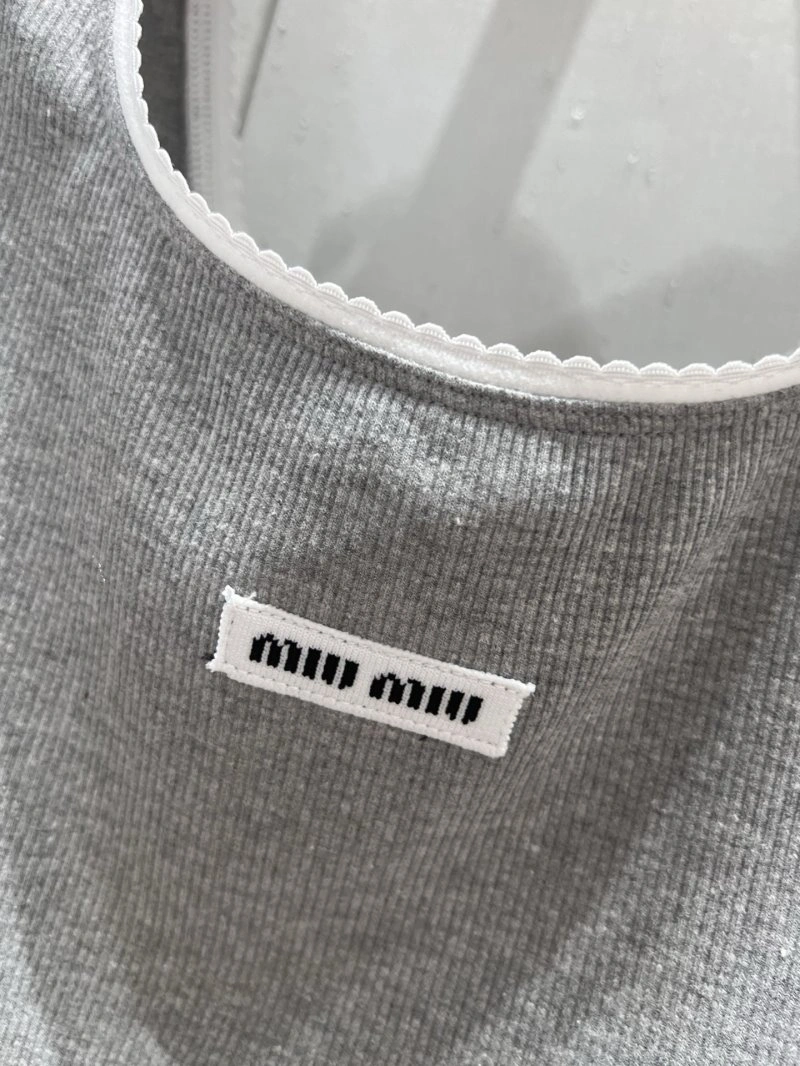 Miu Miu Vest Vibrant 148359