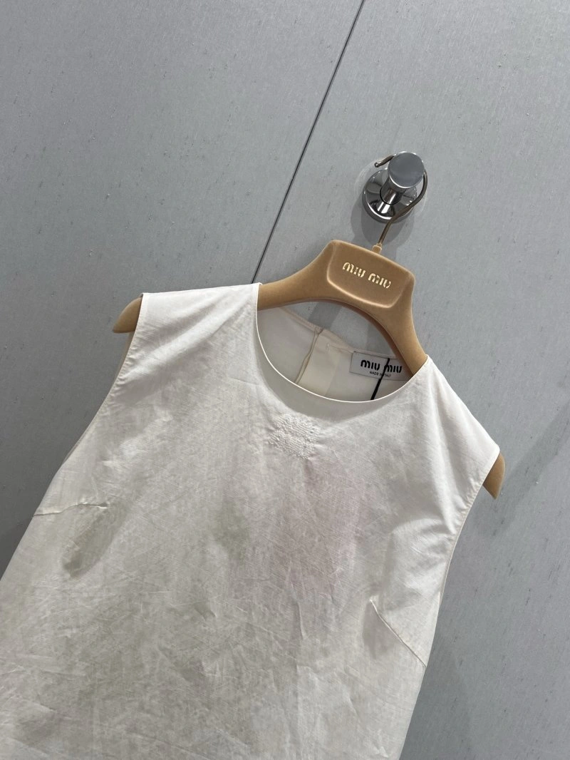 Miu Miu Vest SportInspired 148363