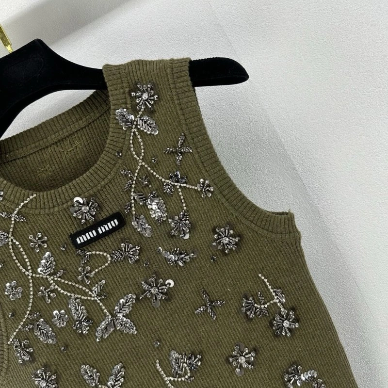 Miu Miu Vest Sophisticated 148355