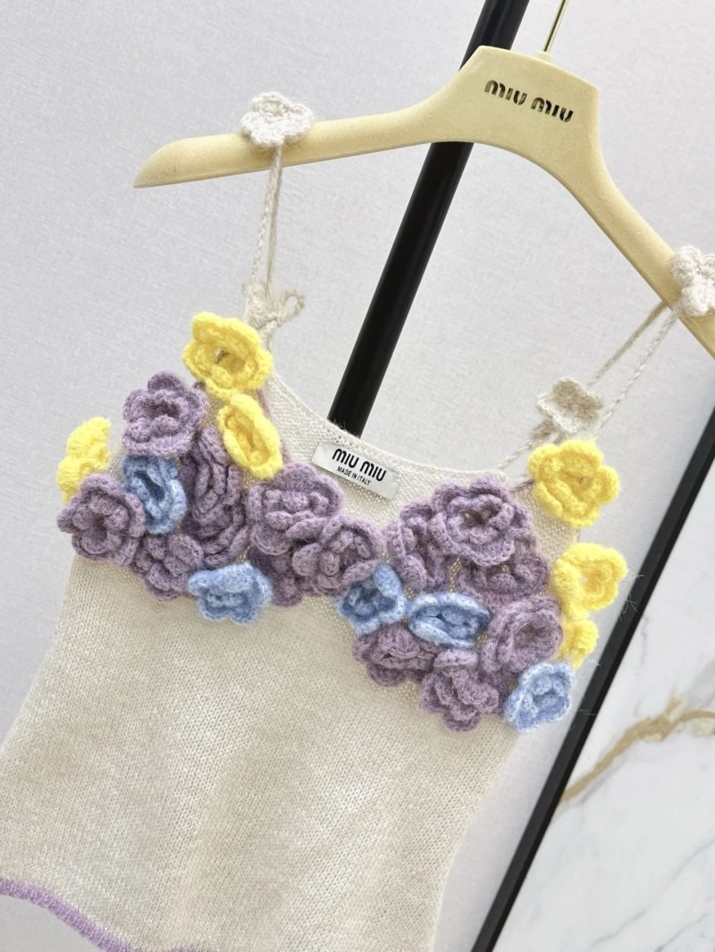 Miu Miu Vest Casual 148354