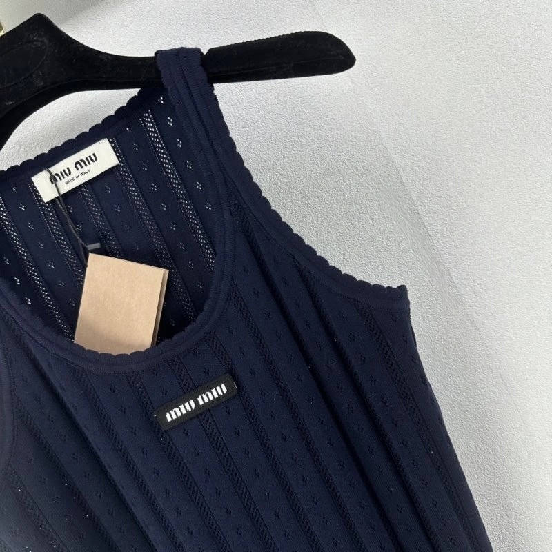 Miu Miu Vest MultiPurpose 148344