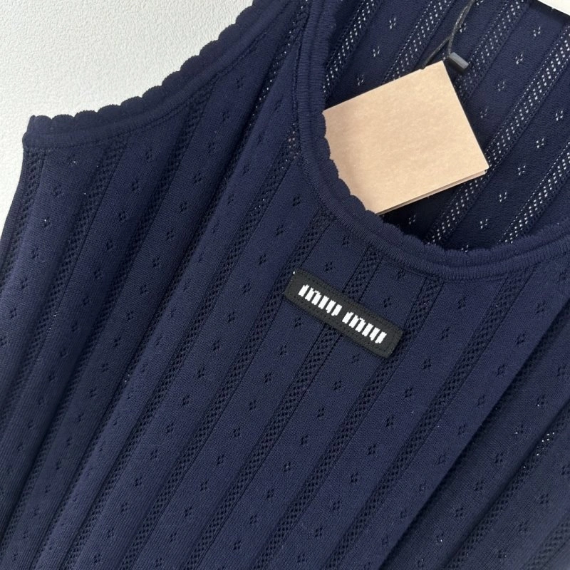 Miu Miu Vest MultiPurpose 148344