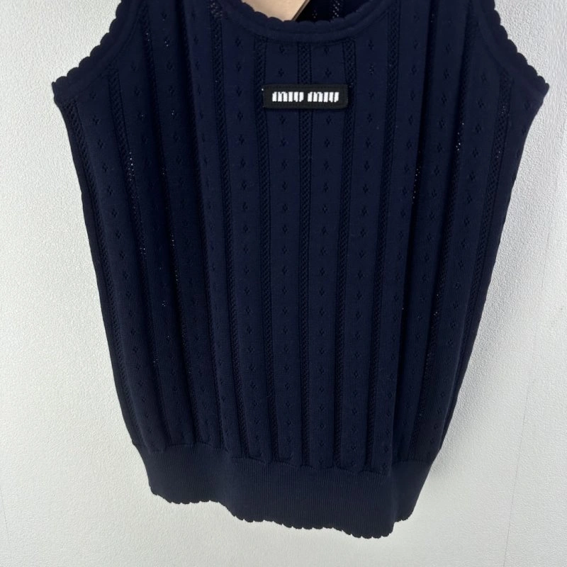 Miu Miu Vest MultiPurpose 148344