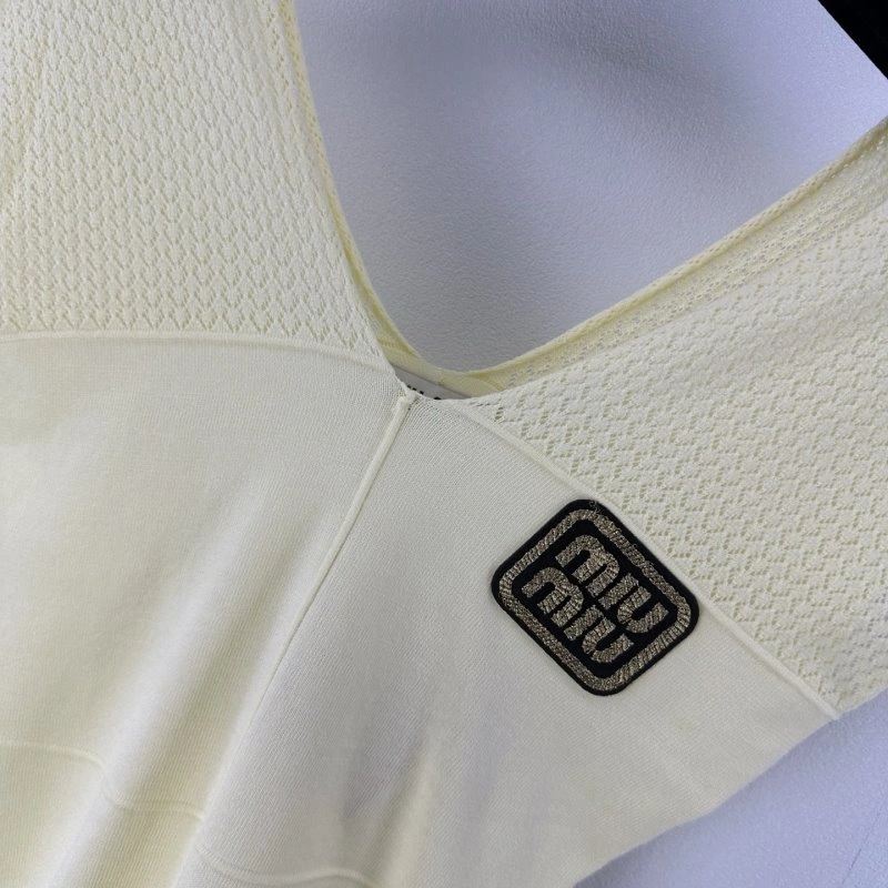 Miu Miu Vest Trendsetting 148330