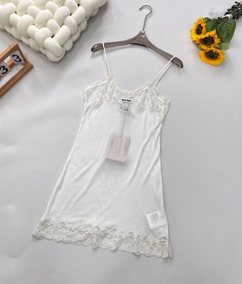 Miu Miu Vest Premium 148337