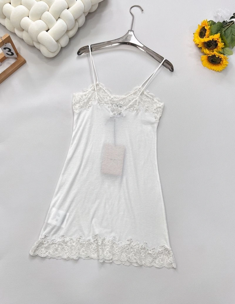 Miu Miu Vest Premium 148337