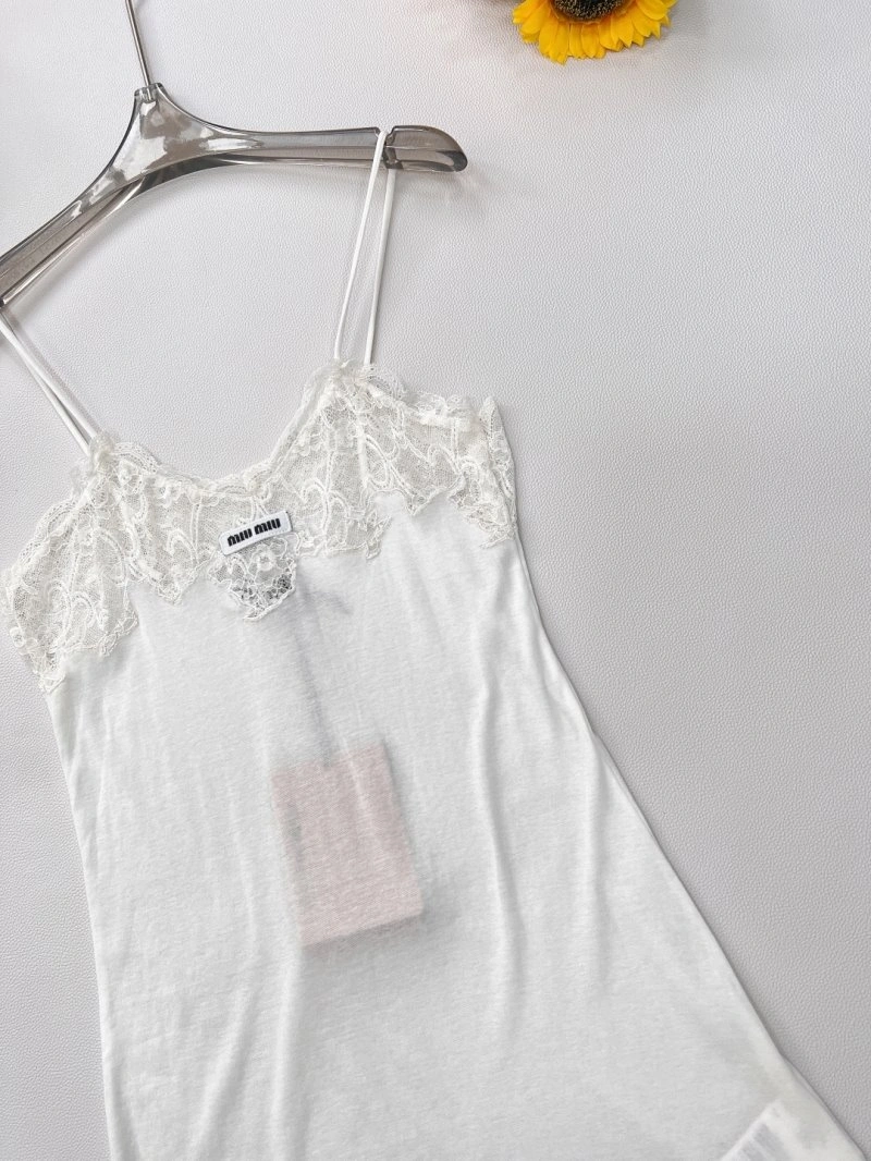 Miu Miu Vest Premium 148337
