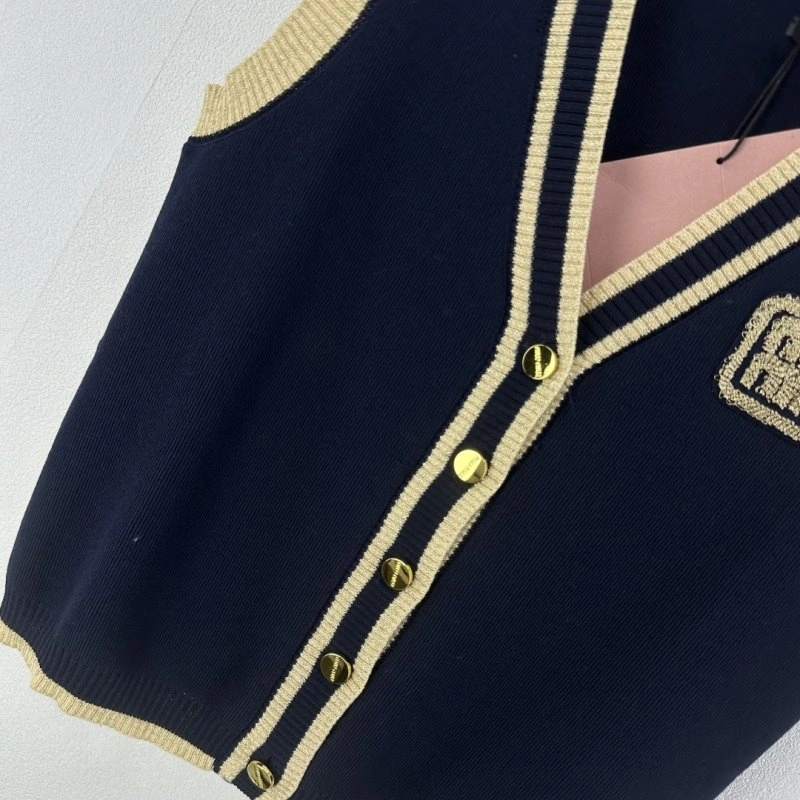 Miu Miu Vest StreetReady 148334